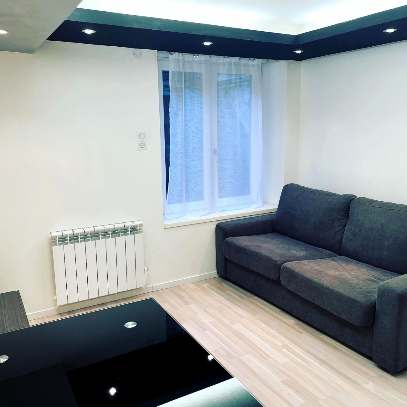 STUDIO MEUBLÉ, CENTRE DE REMIREMONT