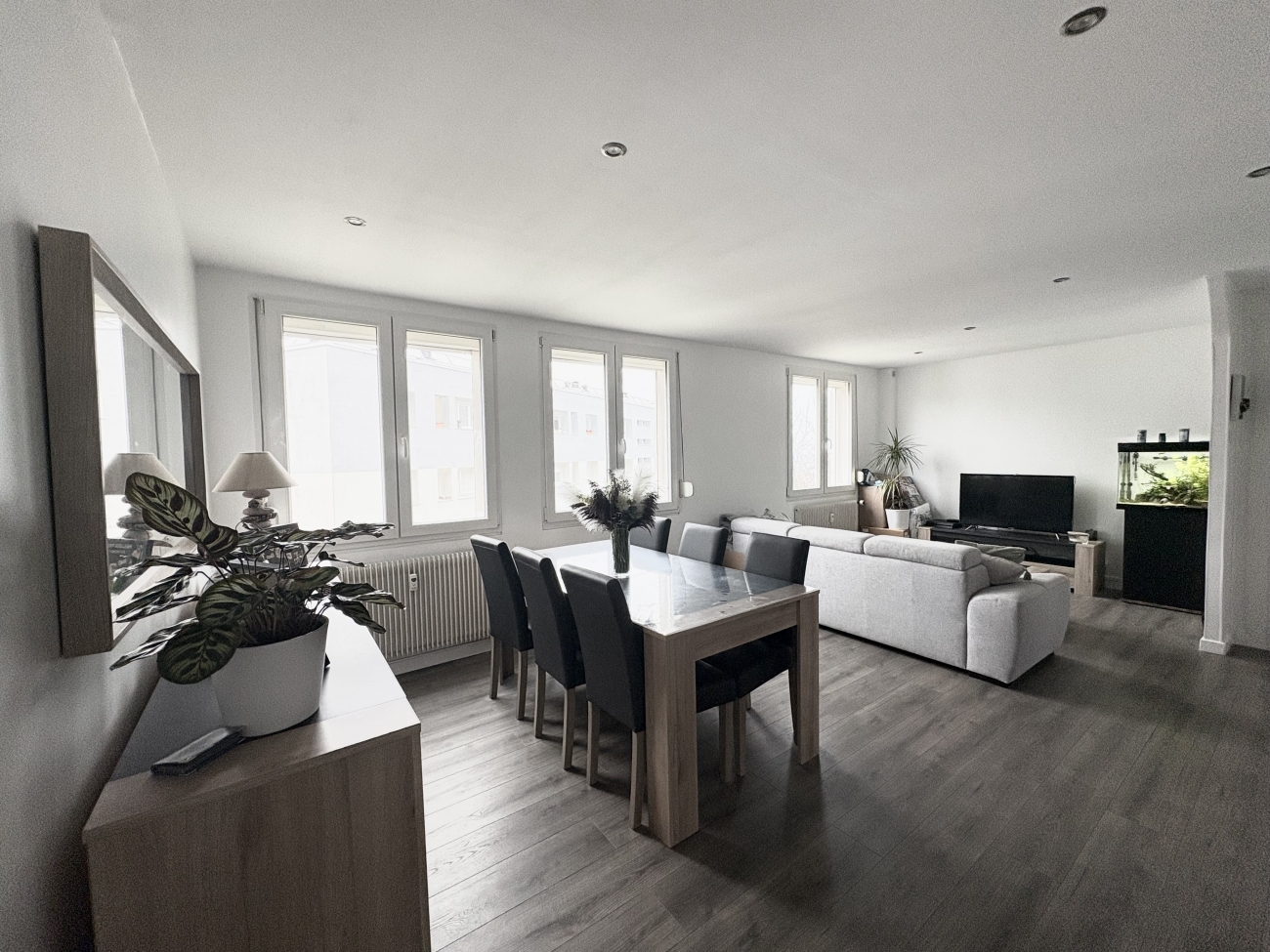 LUMINEUX APPARTEMENT TYPE 3 