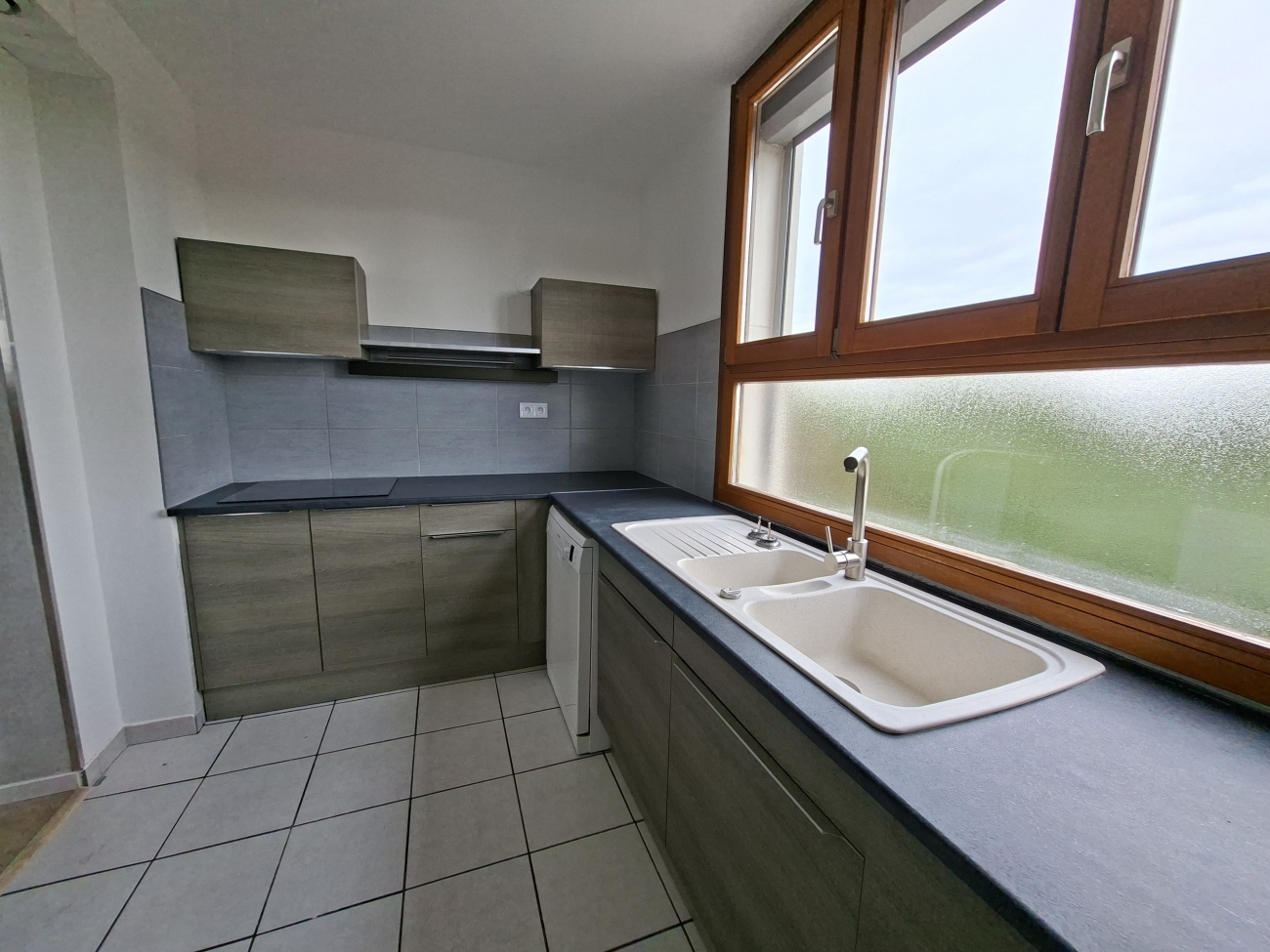 F3 A GOLBEY AVEC LOGGIA